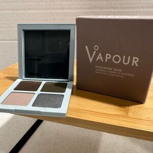 NIB Vapour Eyeshadow Quad Palette Labyrinth Colors w Mirror. Clean. eco-…